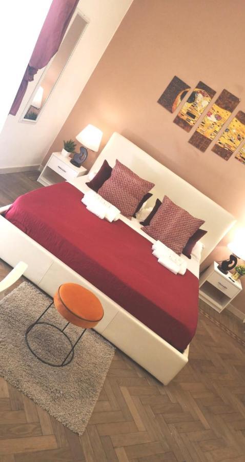 Bed and Breakfast Domus Luigi Leone II Neapol Exteriér fotografie