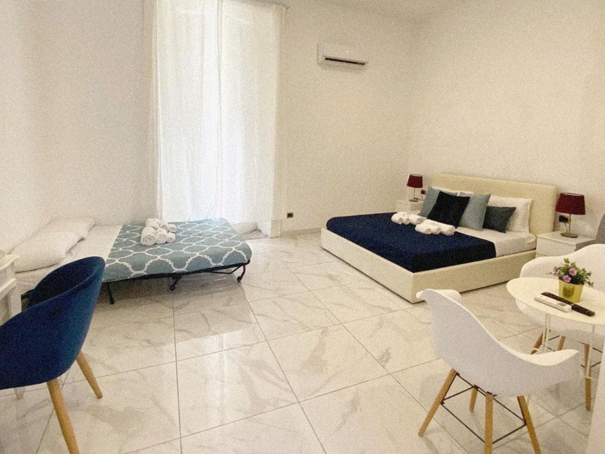 Bed and Breakfast Domus Luigi Leone II Neapol Exteriér fotografie