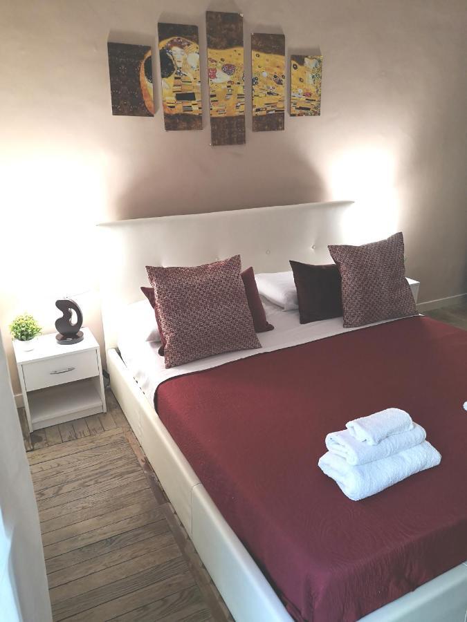 Bed and Breakfast Domus Luigi Leone II Neapol Exteriér fotografie