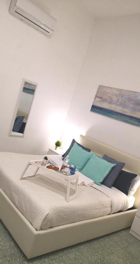 Bed and Breakfast Domus Luigi Leone II Neapol Exteriér fotografie