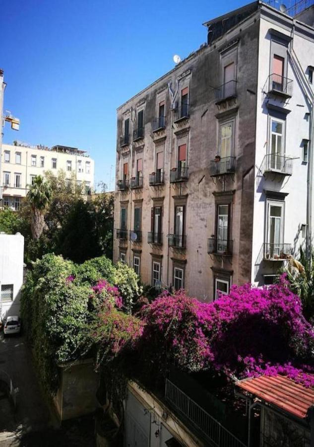 Bed and Breakfast Domus Luigi Leone II Neapol Exteriér fotografie