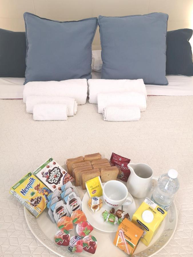Bed and Breakfast Domus Luigi Leone II Neapol Exteriér fotografie